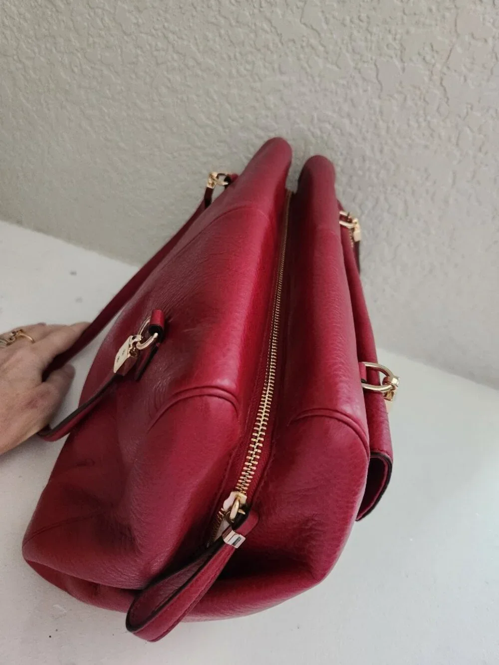 Euc Coach Madison Scarlet Leather Shoulder Bag Purse
